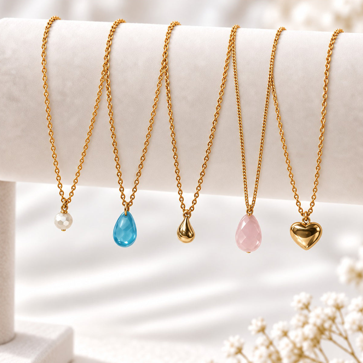 Masfaa Women's 5 Piece Assorted Pendant Necklace Set with Delicate Chains