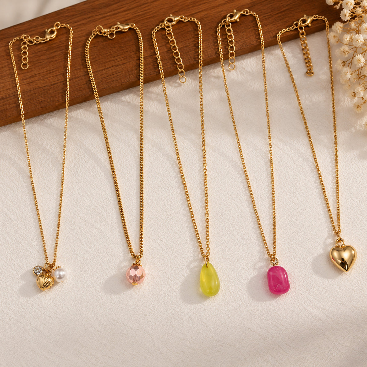 Masfaa Women's 5 Piece Assorted Pendant Necklace Set with Delicate Chains