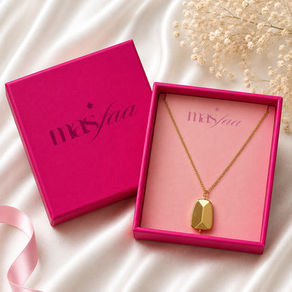 Stylish gold pendant necklace for women daily wear and party look