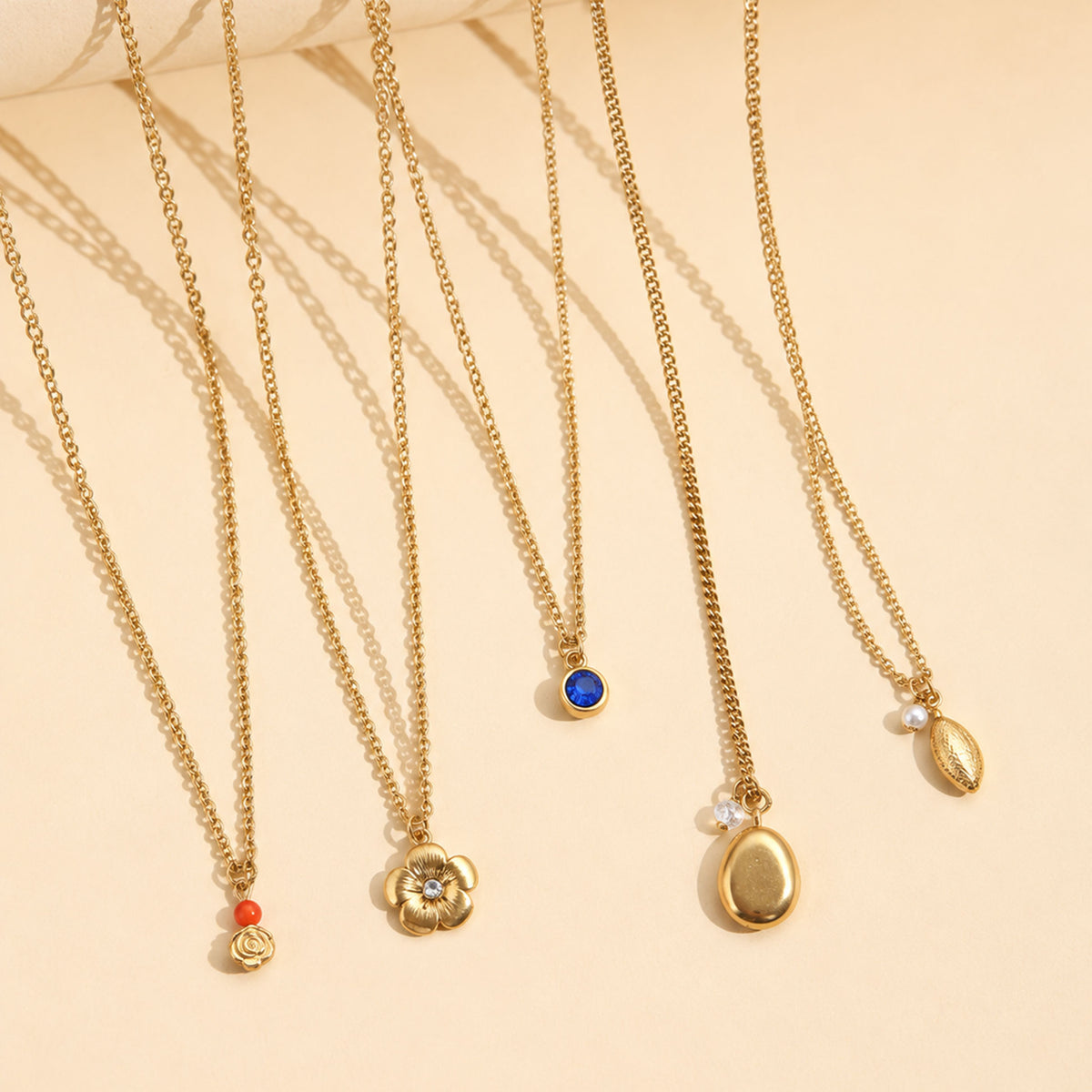 Masfaa Women's 5 Piece Assorted Pendant Necklace Set with Delicate Chains