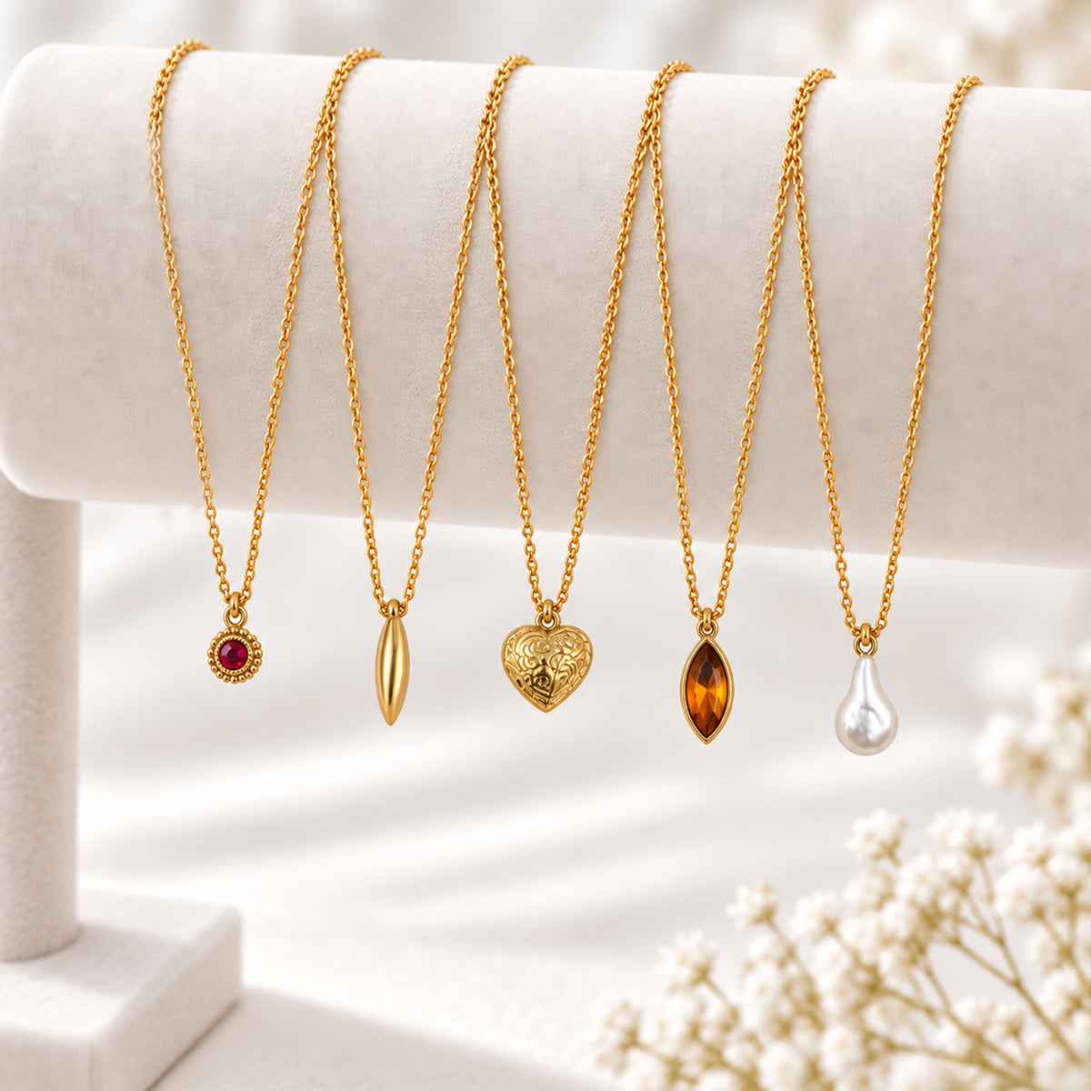 Masfaa Women's 5 Piece Assorted Pendant Necklace Set with Delicate Chains
