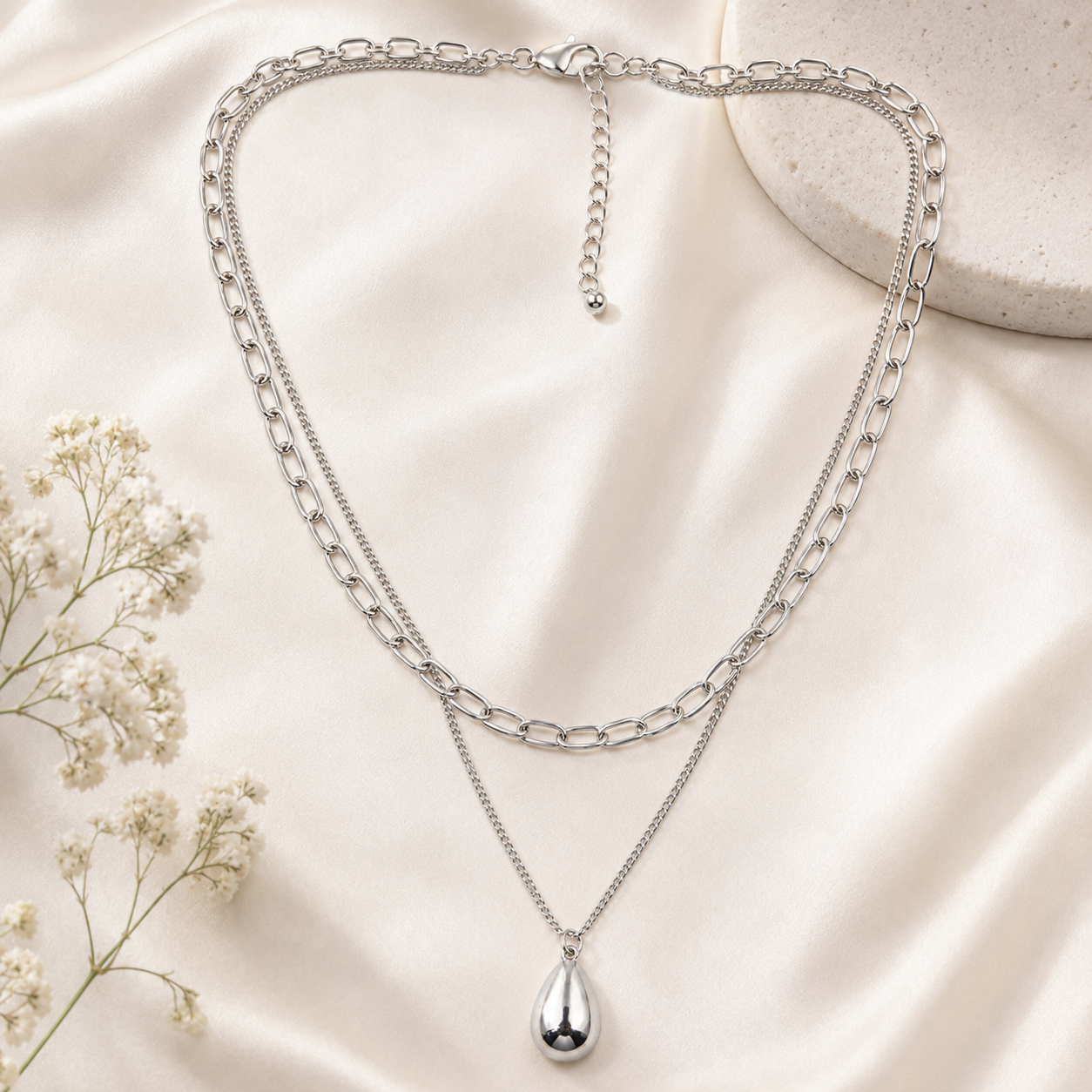Layered Teardrop Pendant Necklace