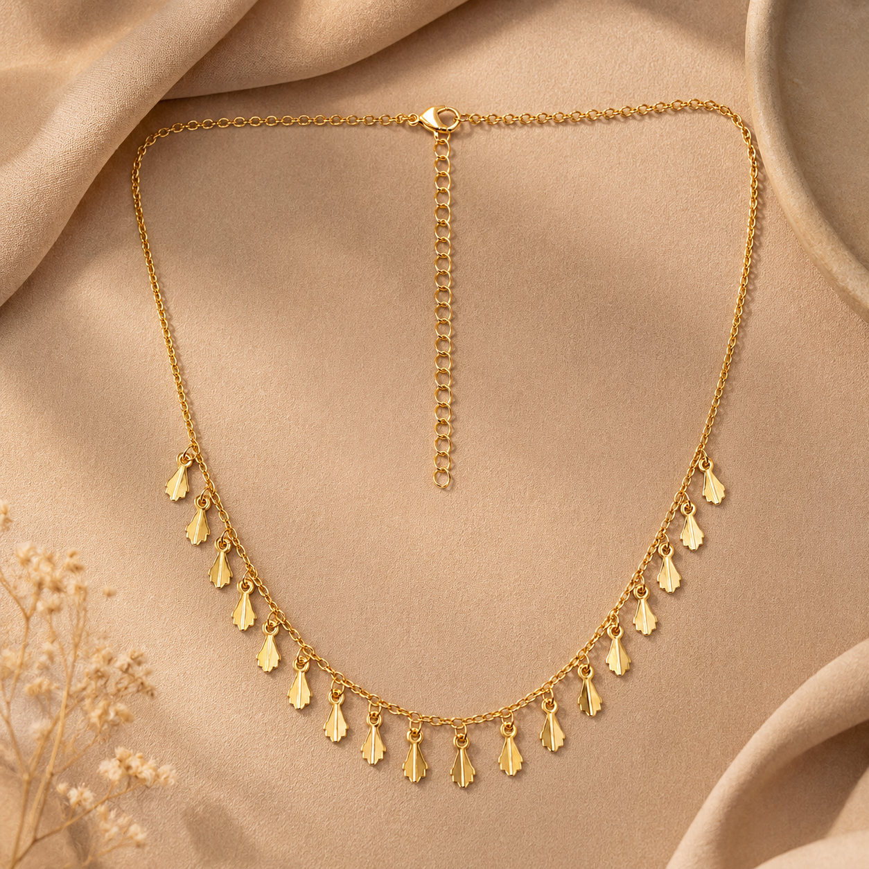 Stylish gold charm necklace for women daily wear and parties