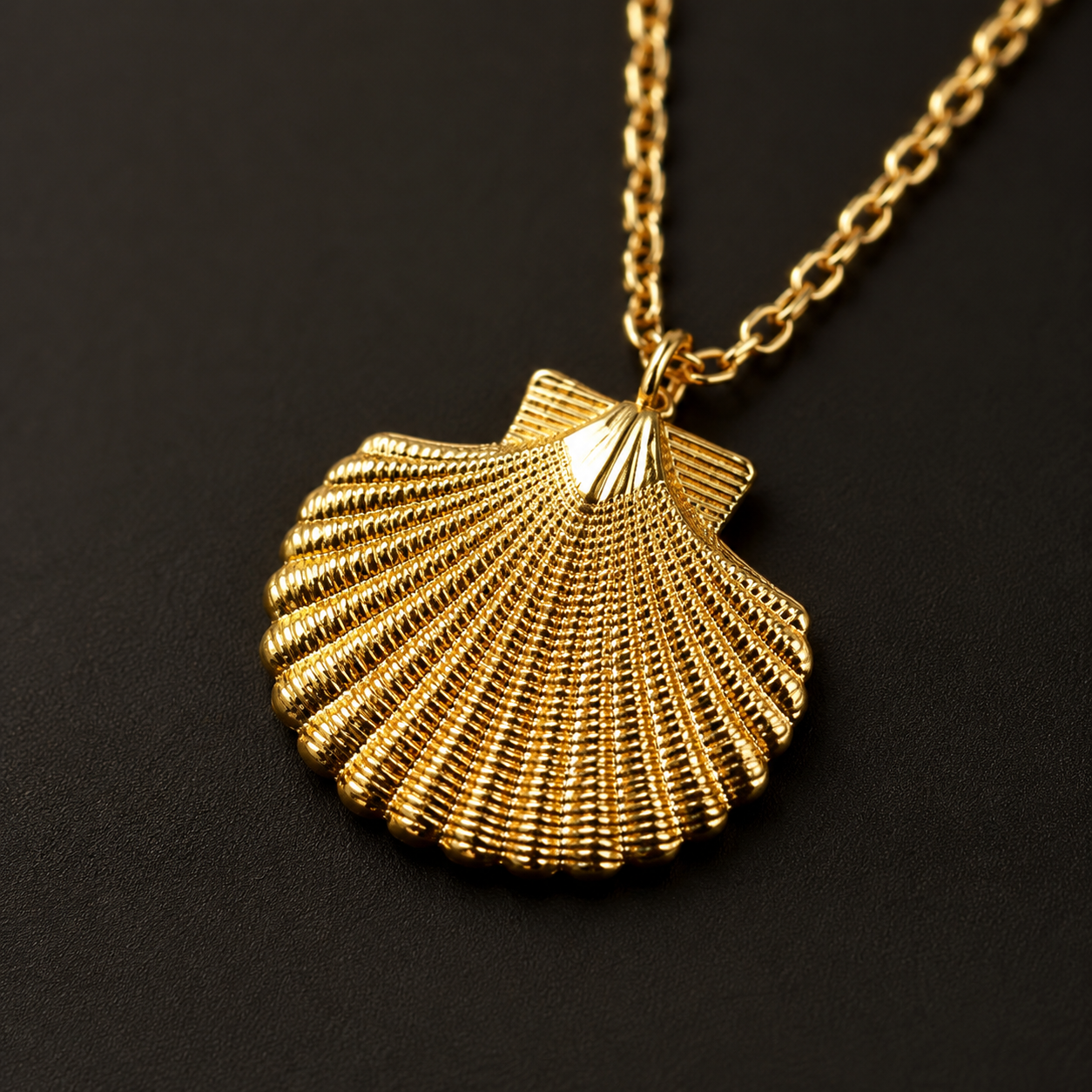 Gold Seashell Pendant Necklace