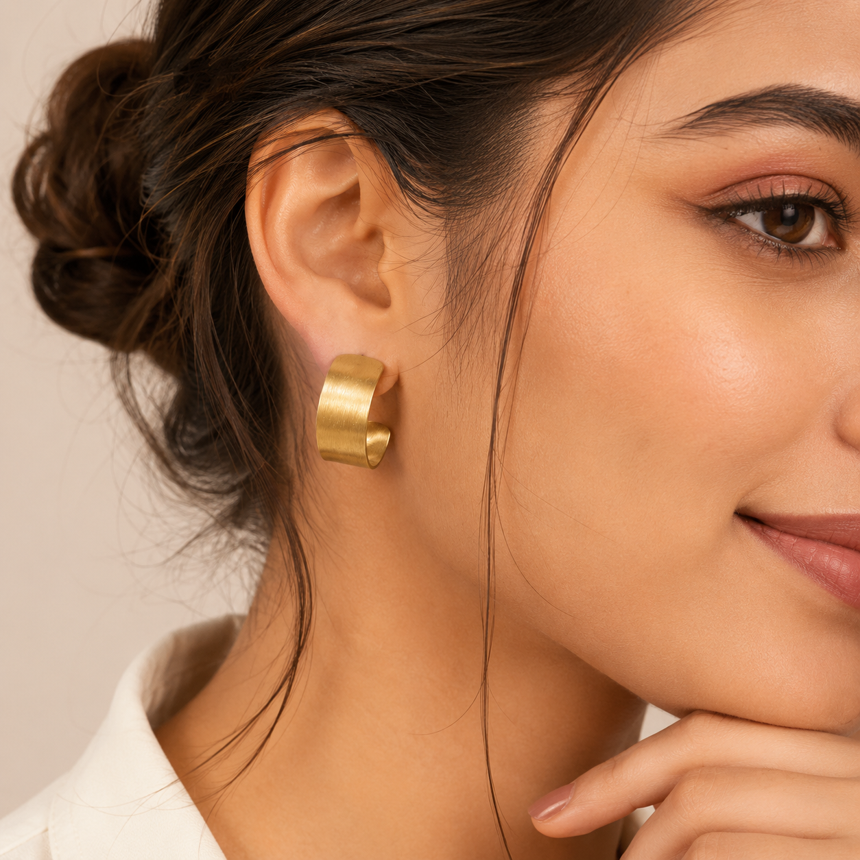 Minimal Luxe Hoop Earrings
