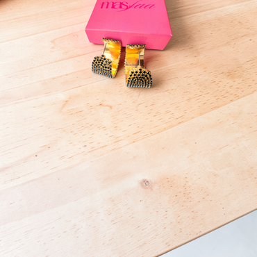 The Glimmer Black Hoop