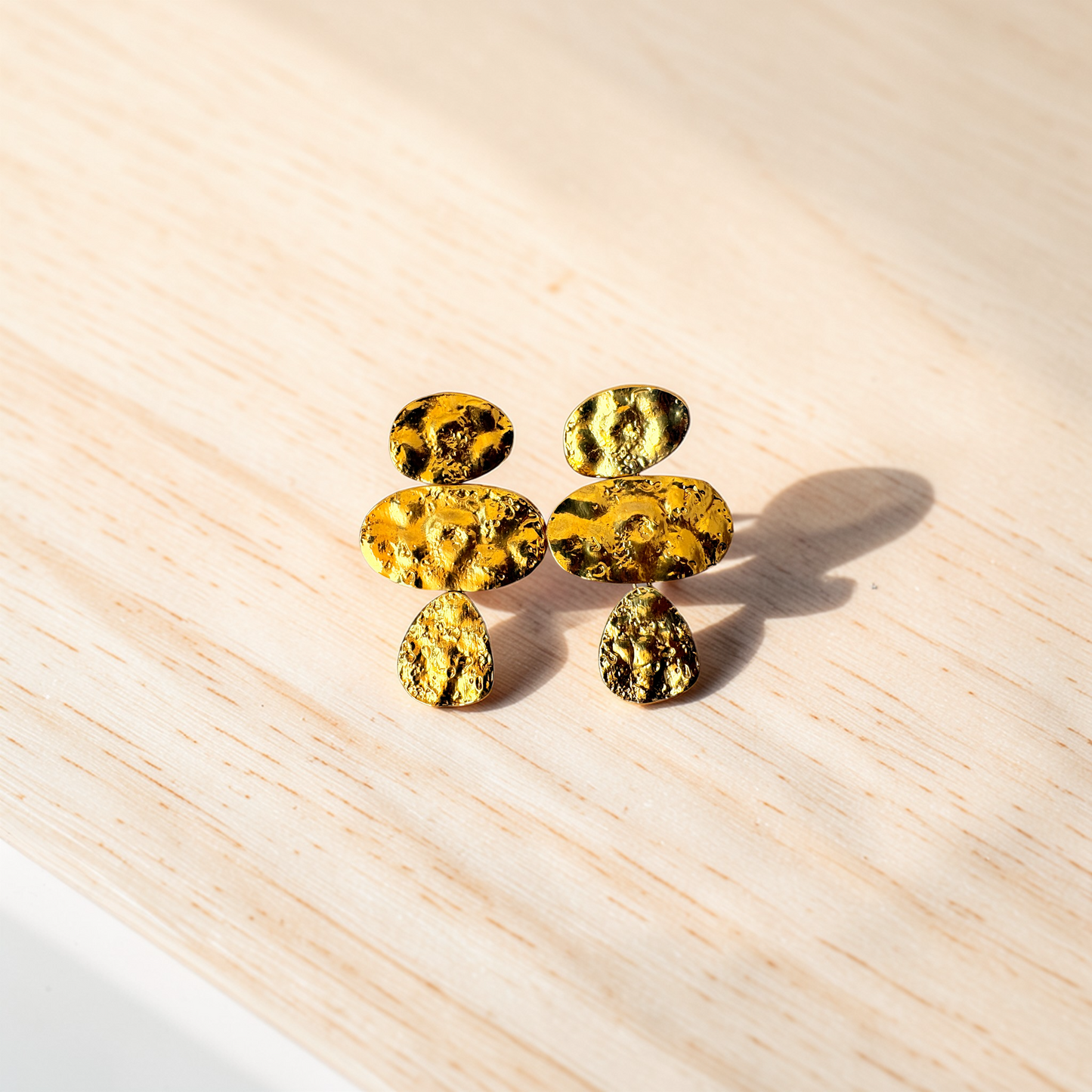 Hammered Statement Drop