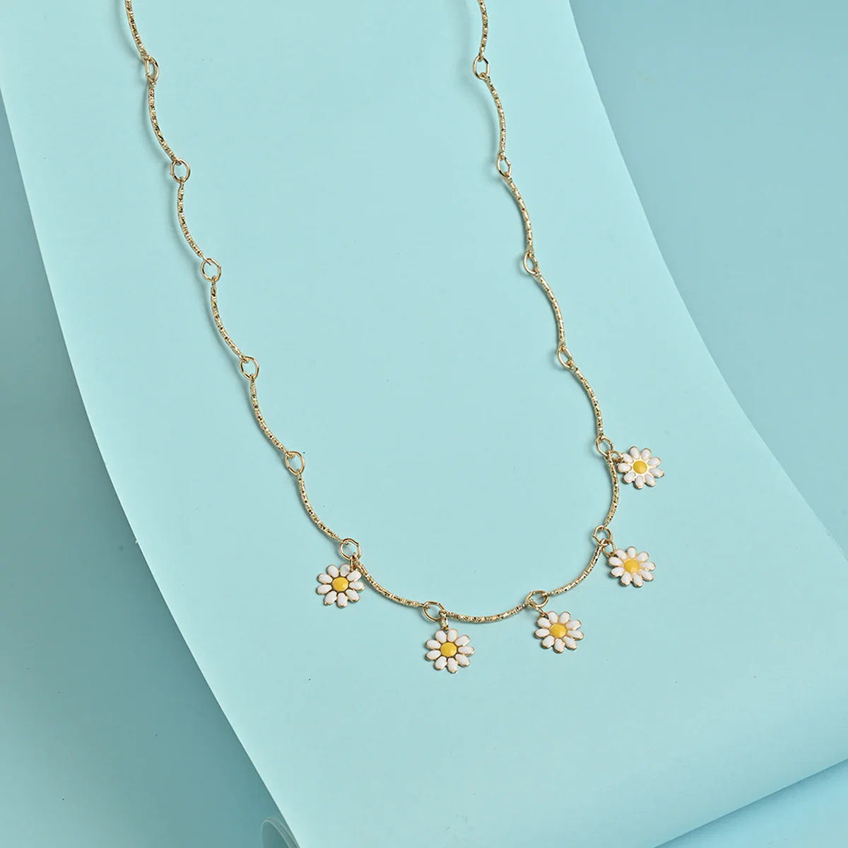 Daisy Flower Charm Necklace