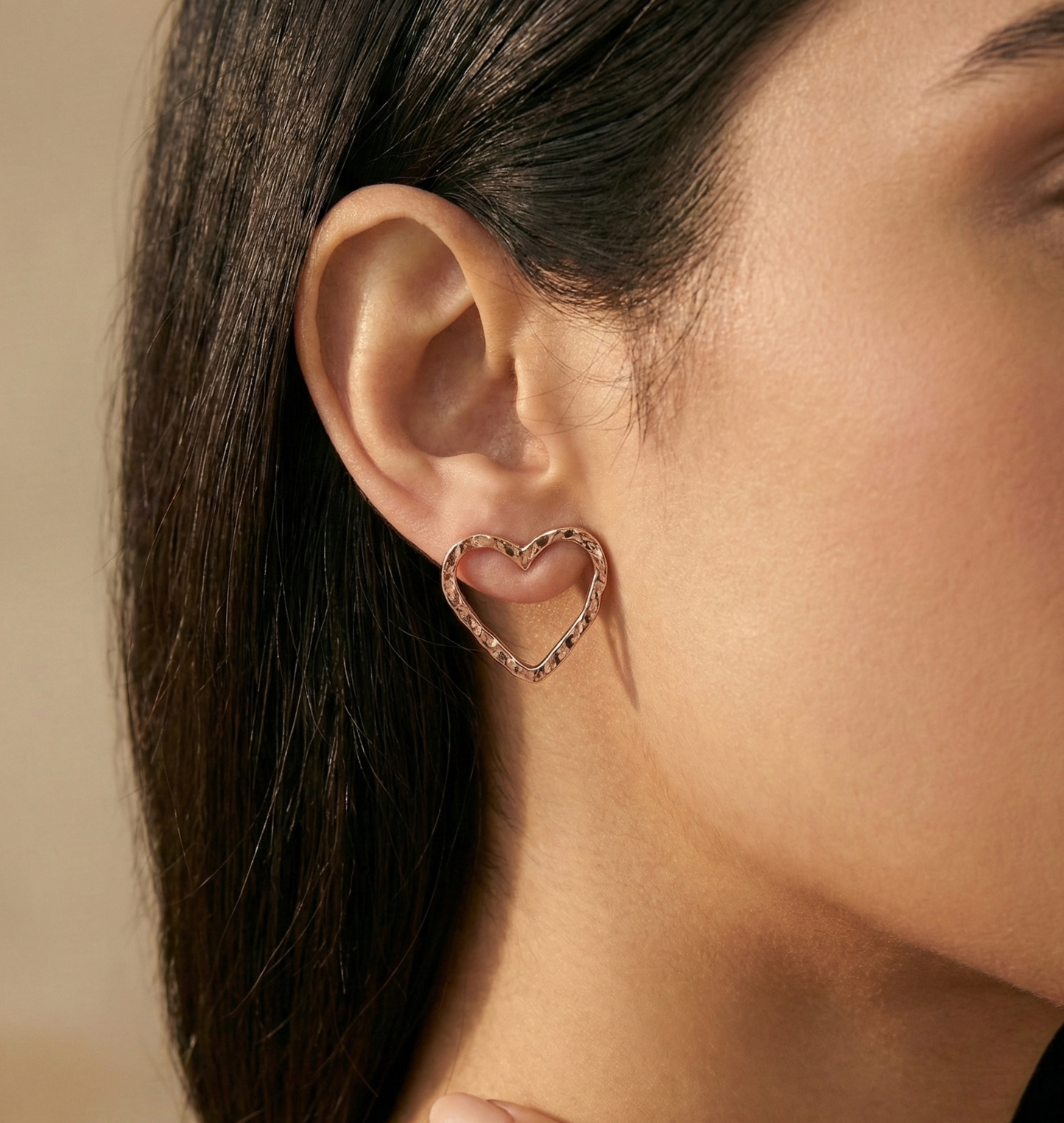 Minimal Heart Outline Earrings