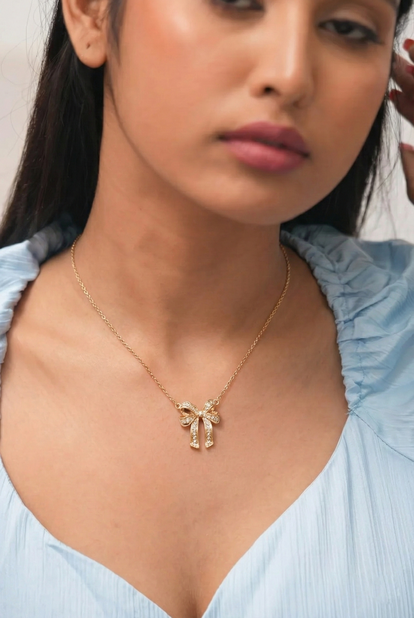Elegant Bow Luxe Necklace