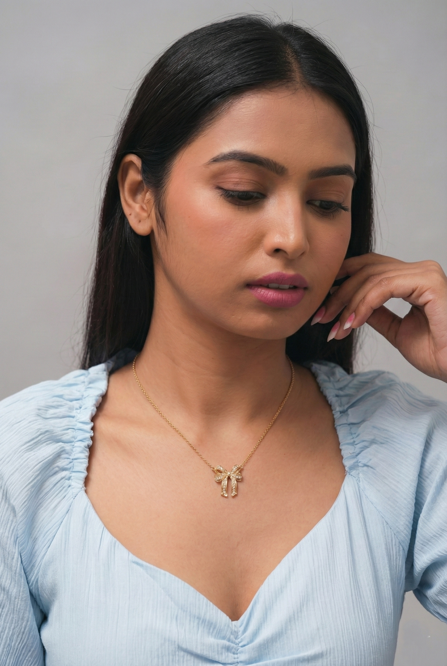 Elegant Bow Luxe Necklace